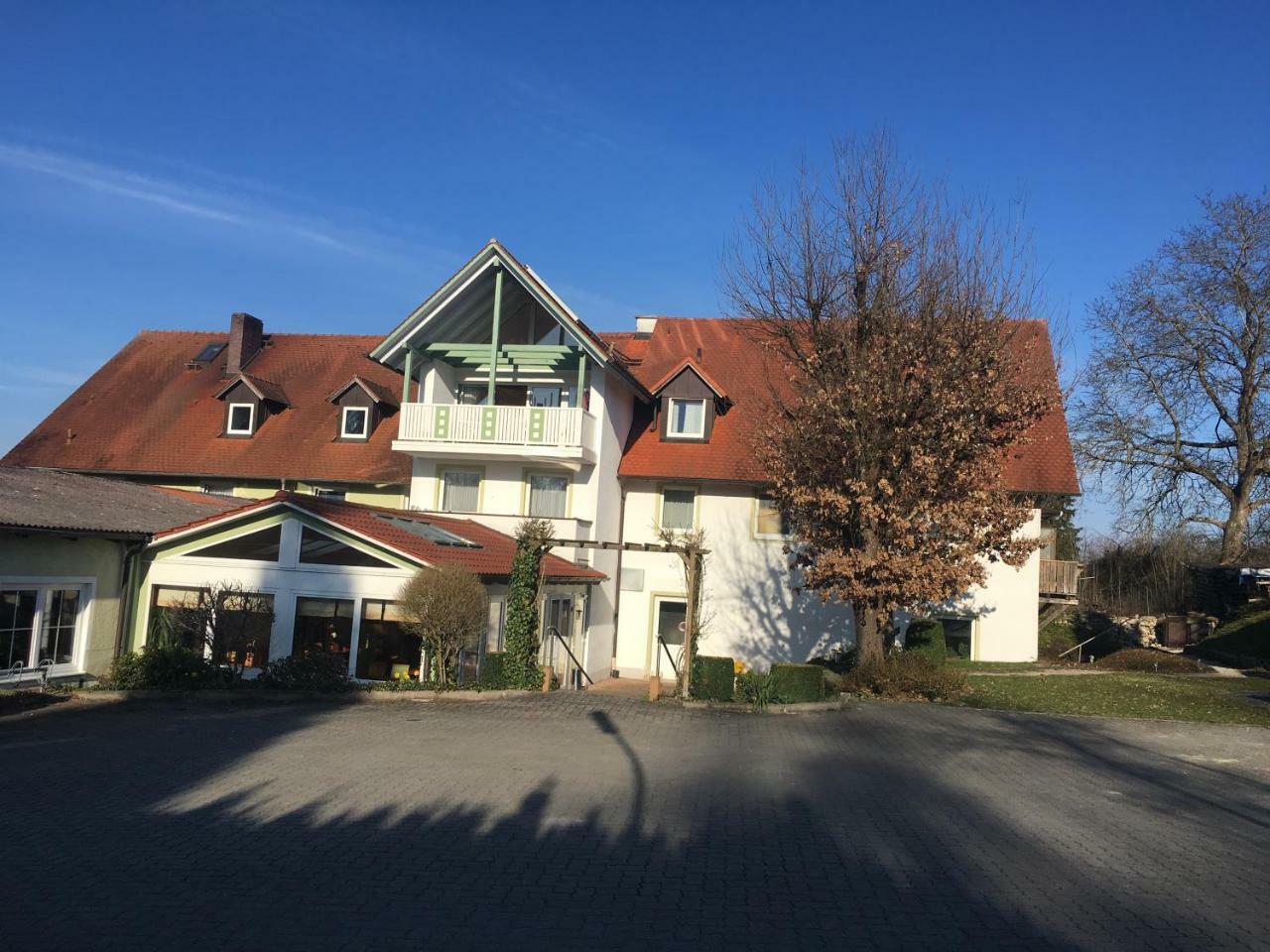 Gasthof Lindenwirt Denkendorf  Exterior foto
